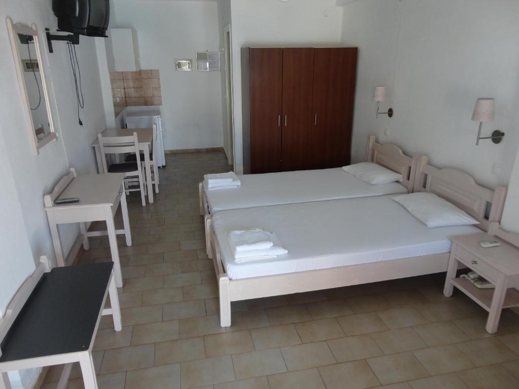 Lianos Hotel Apartments Σπέτσες Δωμάτιο φωτογραφία